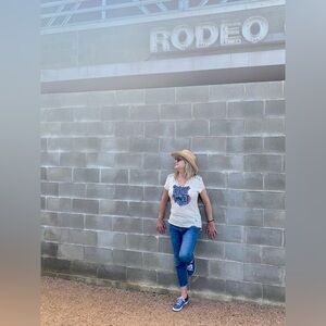 Meet your Posher, Shelly